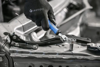 Klucz z grzechotką i przegubem z wymiennymi adapterami, HT1R395 - HOGERT